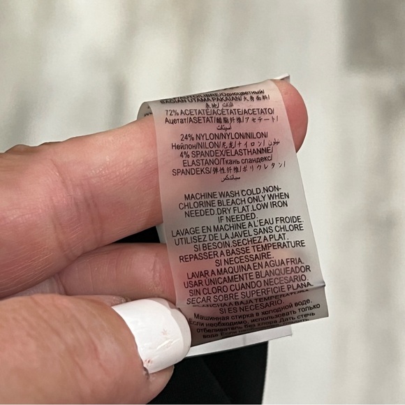 NWT BCBGMAXAZRIA Black One Sleeve & Open Shoulder Top Size M Black - Picture 6 of 11